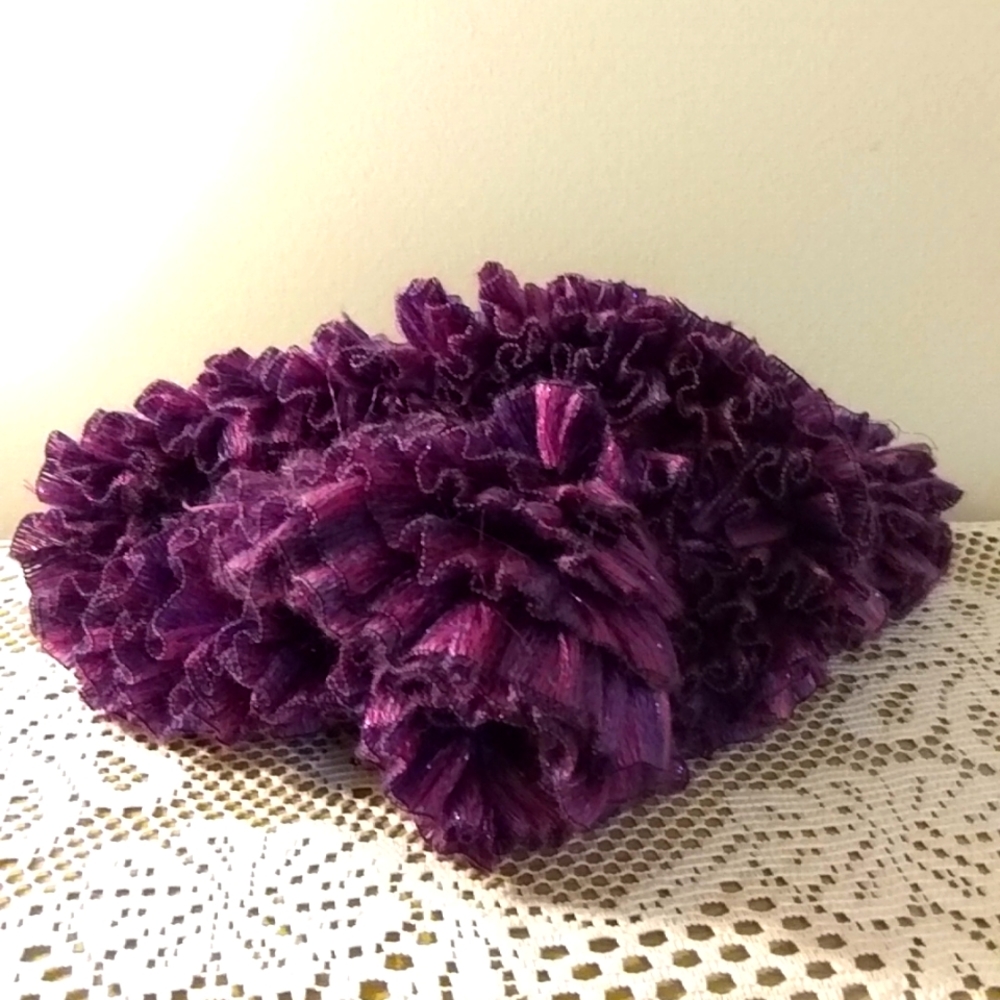 💫 Purple Frilly Scarf